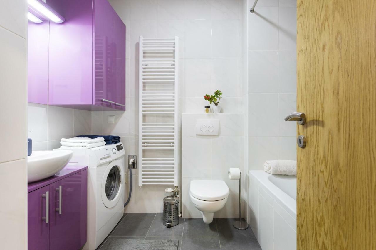 Cute And Sunny Studio In Zagreb With Balcony & Free Parking Eksteriør billede